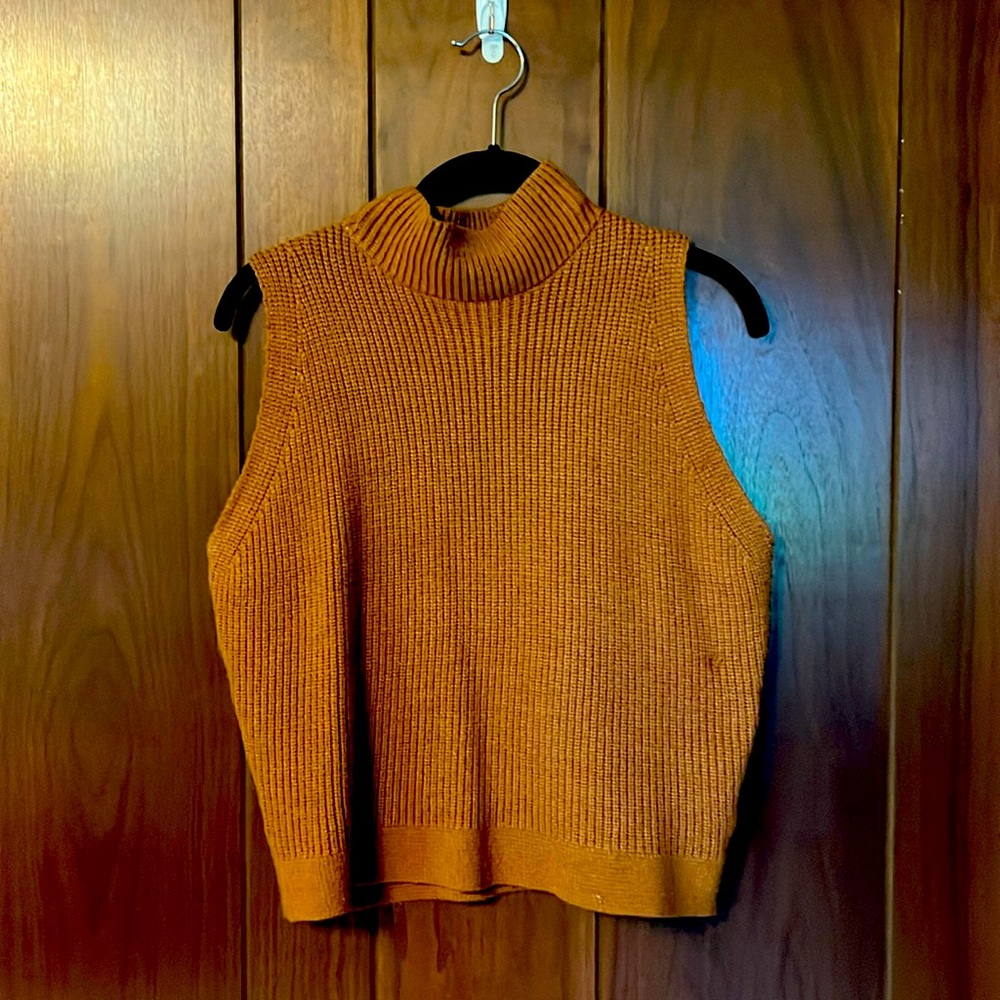 Knit retro turtleneck tank top